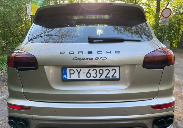 Porsche Cayenne cena 199999 przebieg: 72000, rok produkcji 2015 z Poznań małe 211